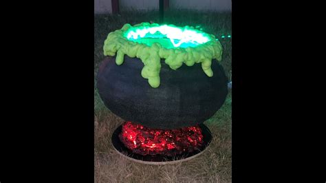 Plastic sitch cauldron